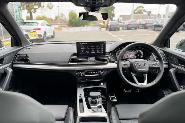 2024 Audi Q5 45 TFSI S Line FY