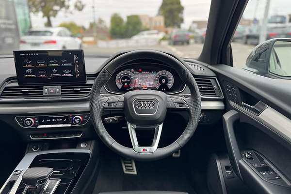 2024 Audi Q5 45 TFSI S Line FY