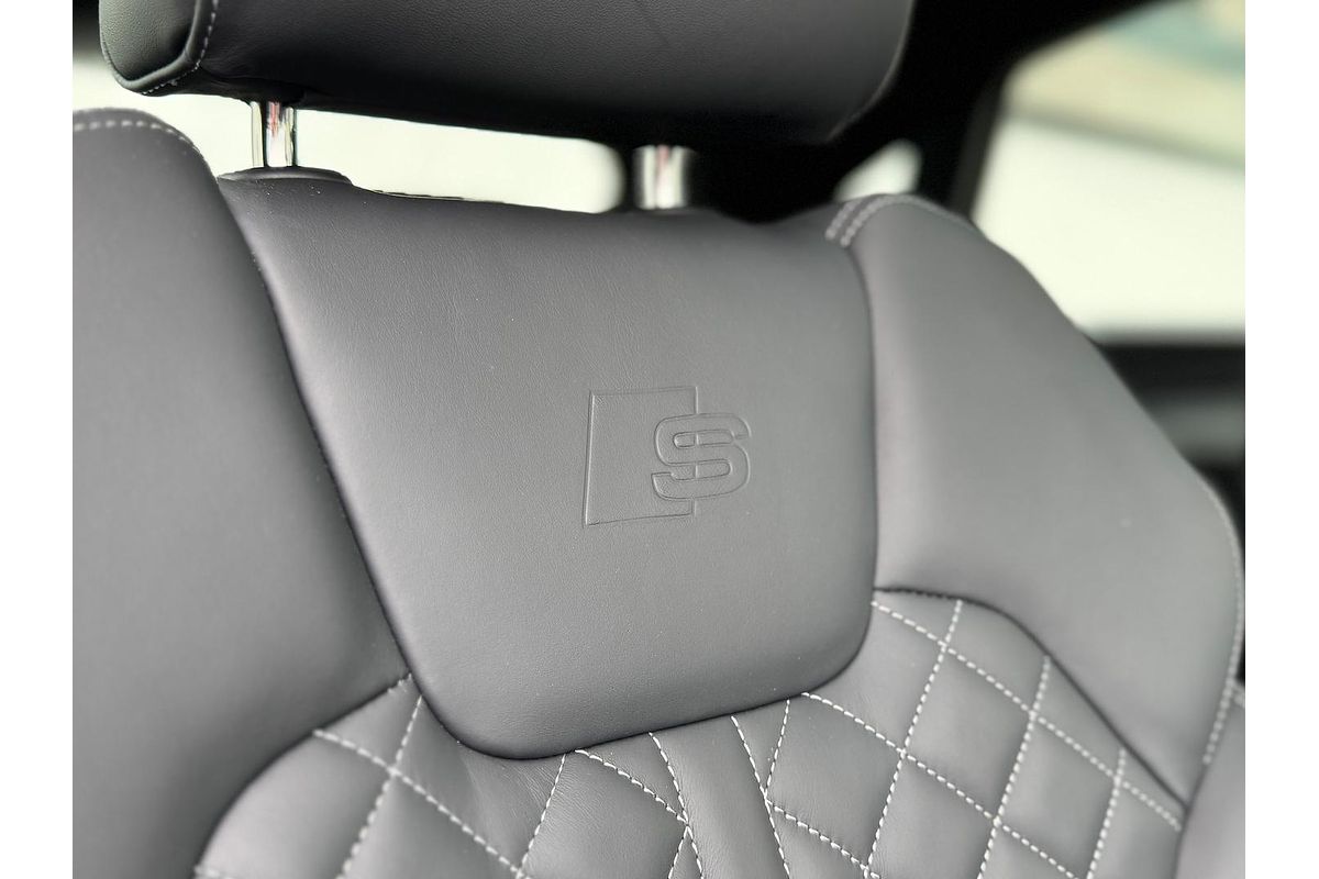 2024 Audi Q5 45 TFSI S Line FY