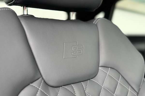 2024 Audi Q5 45 TFSI S Line FY