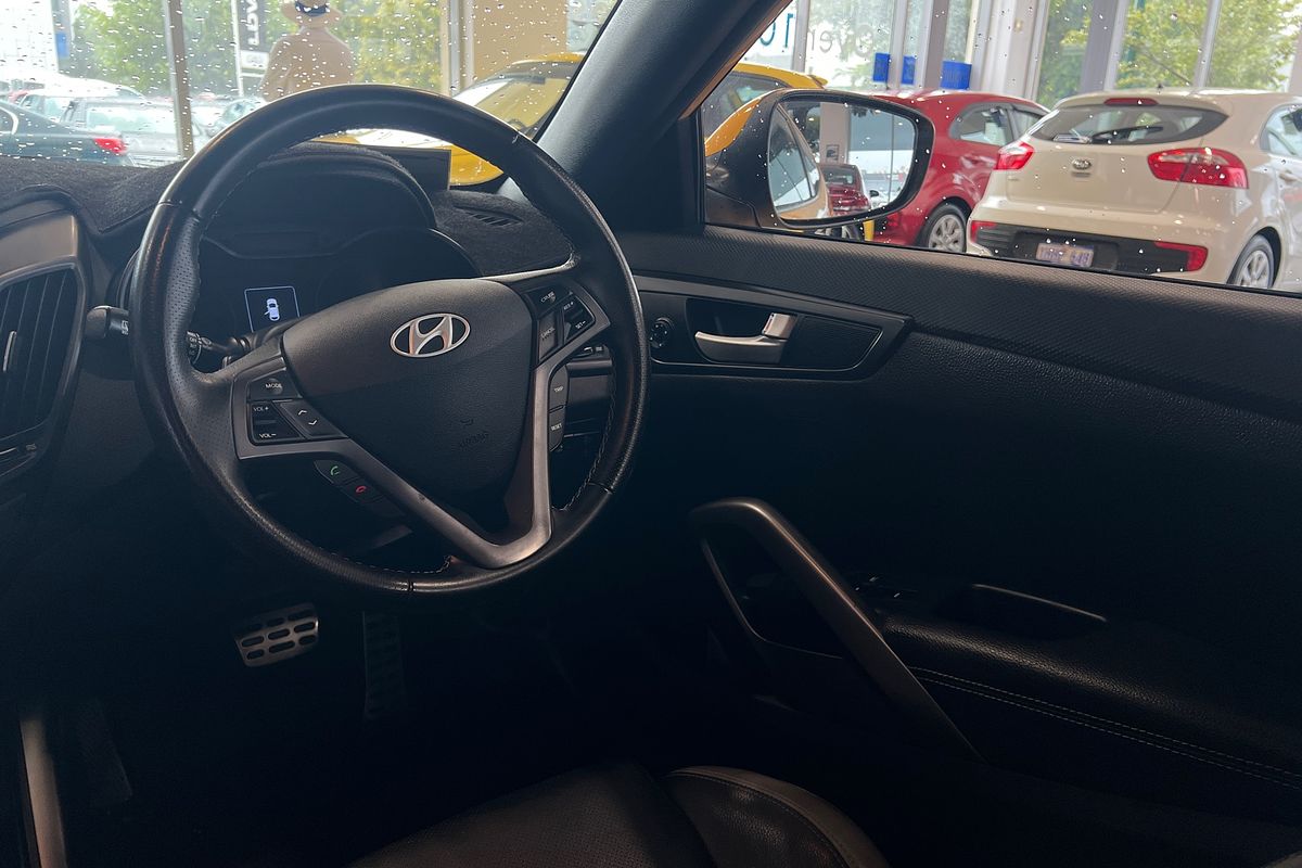 2015 Hyundai Veloster SR Turbo FS4 Series II