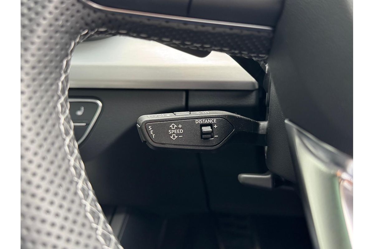 2024 Audi Q5 45 TFSI S Line FY
