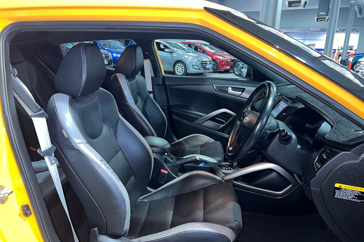 2015 Hyundai Veloster SR Turbo FS4 Series II