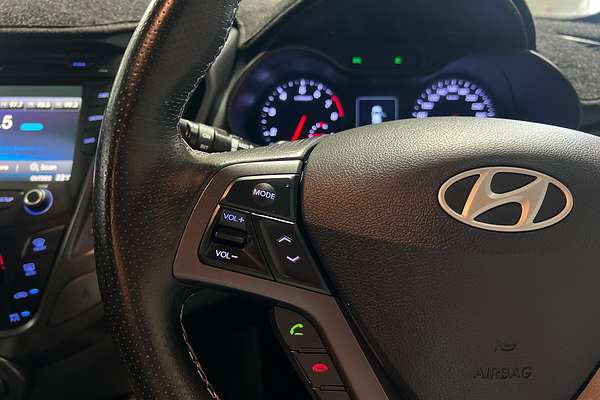 2015 Hyundai Veloster SR Turbo FS4 Series II