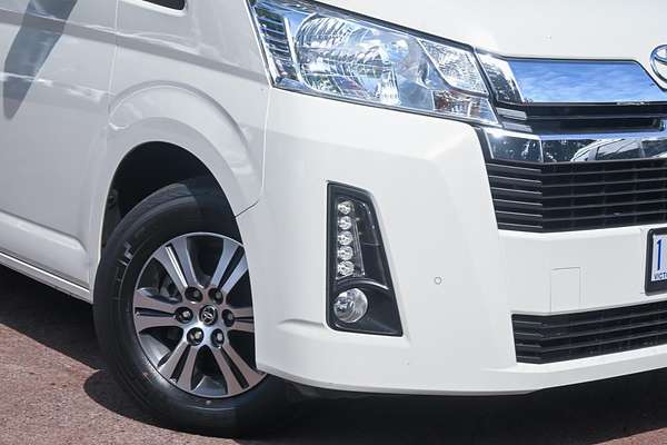 2020 Toyota Hiace Commuter GL GDH322R