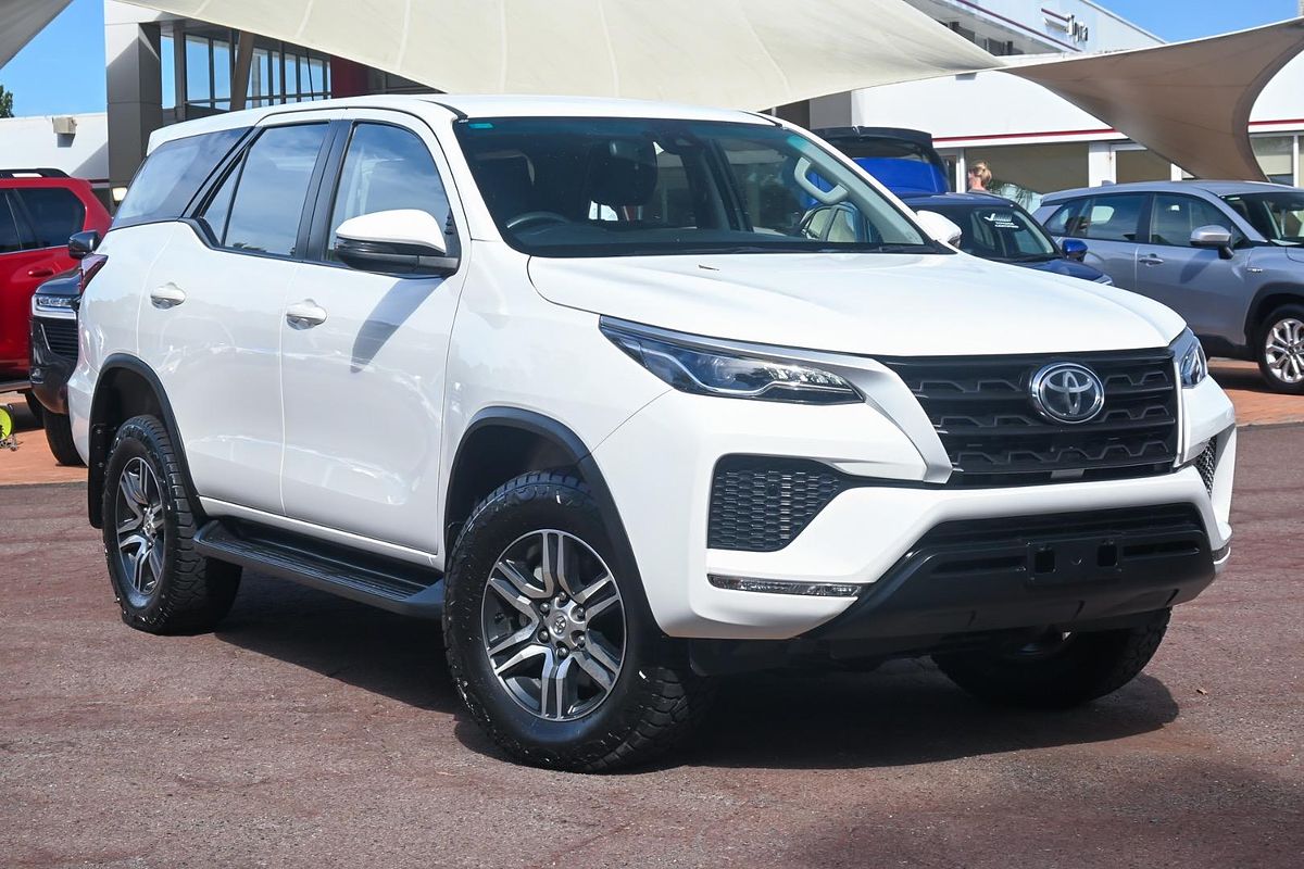 2022 Toyota Fortuner GX GUN156R