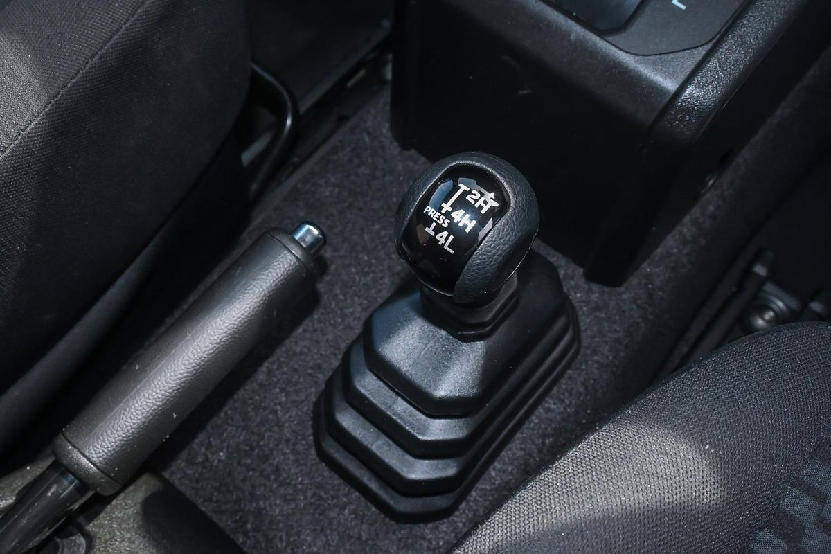 2022 Suzuki Jimny GLX GJ