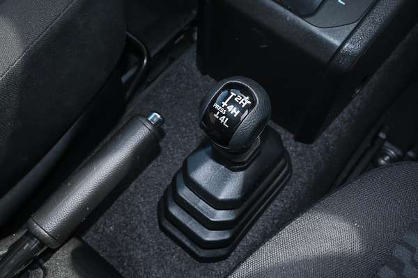 2022 Suzuki Jimny GLX GJ