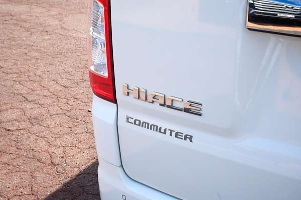 2020 Toyota Hiace Commuter GL GDH322R