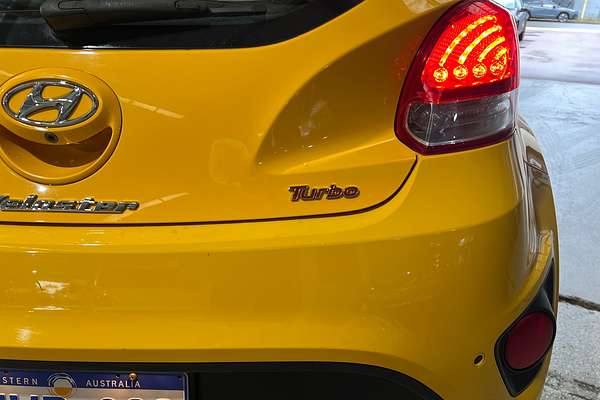 2015 Hyundai Veloster SR Turbo FS4 Series II