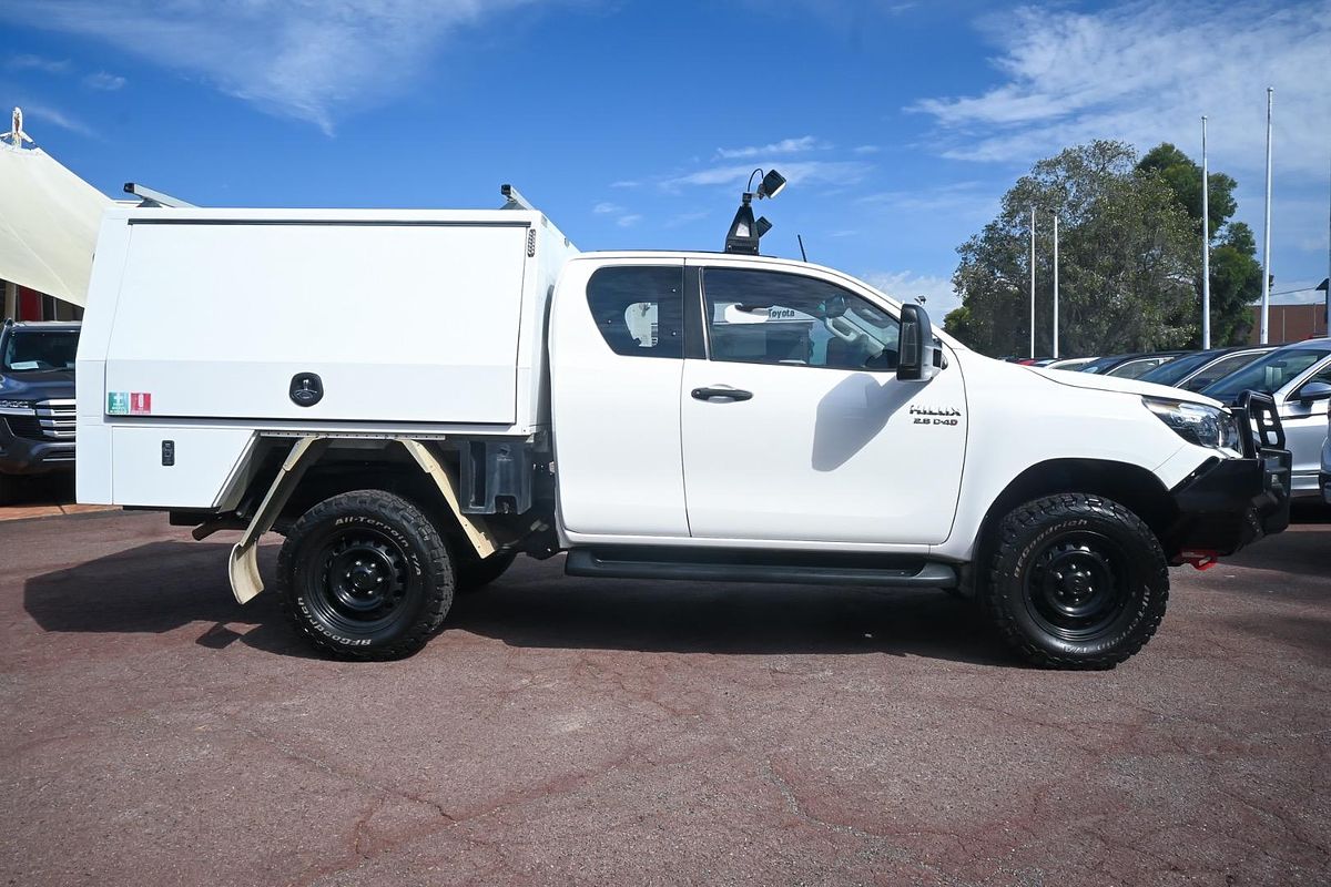 2020 Toyota Hilux SR GUN126R 4X4