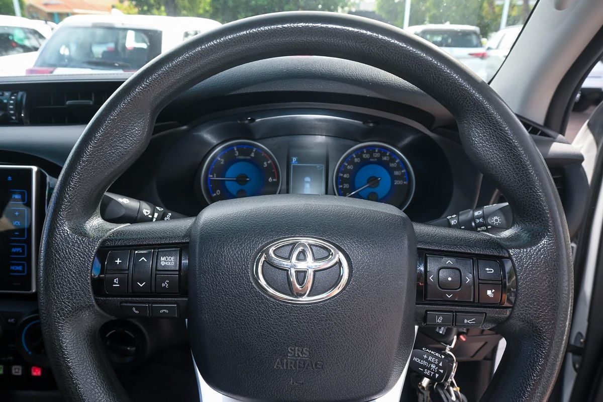 2020 Toyota Hilux SR GUN126R 4X4
