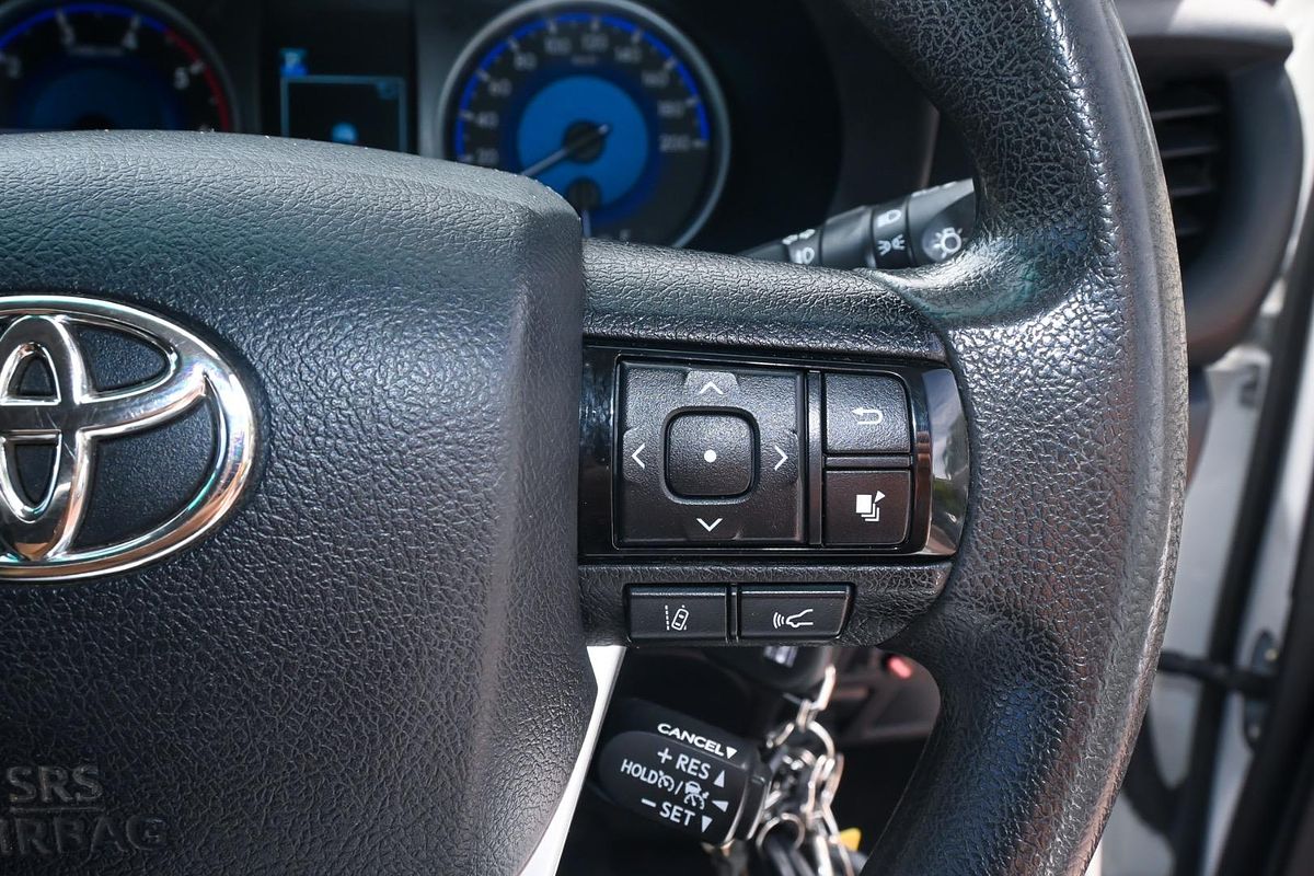 2020 Toyota Hilux SR GUN126R 4X4