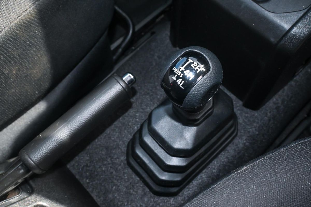 2023 Suzuki Jimny GLX GJ