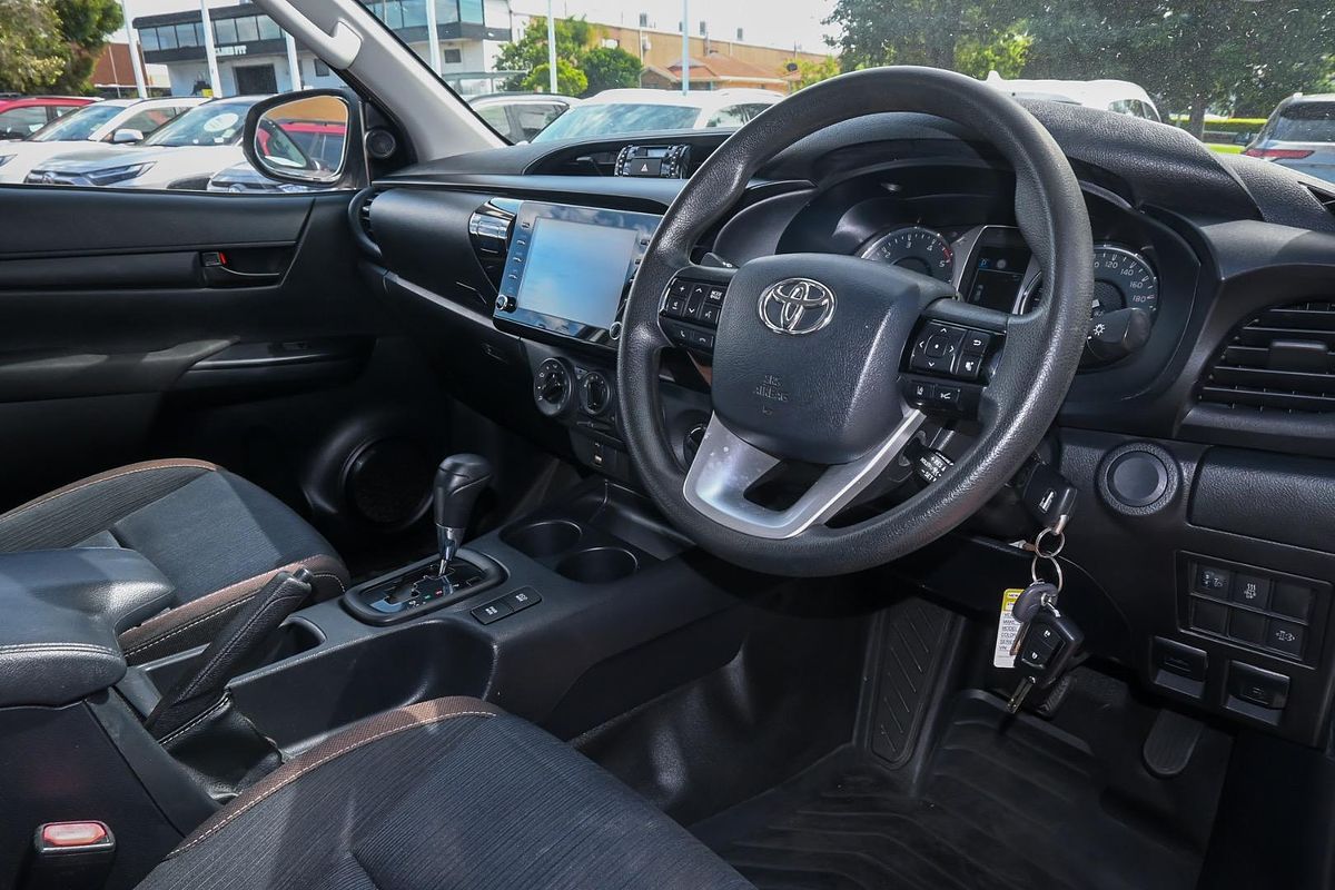 2021 Toyota Hilux SR GUN126R 4X4