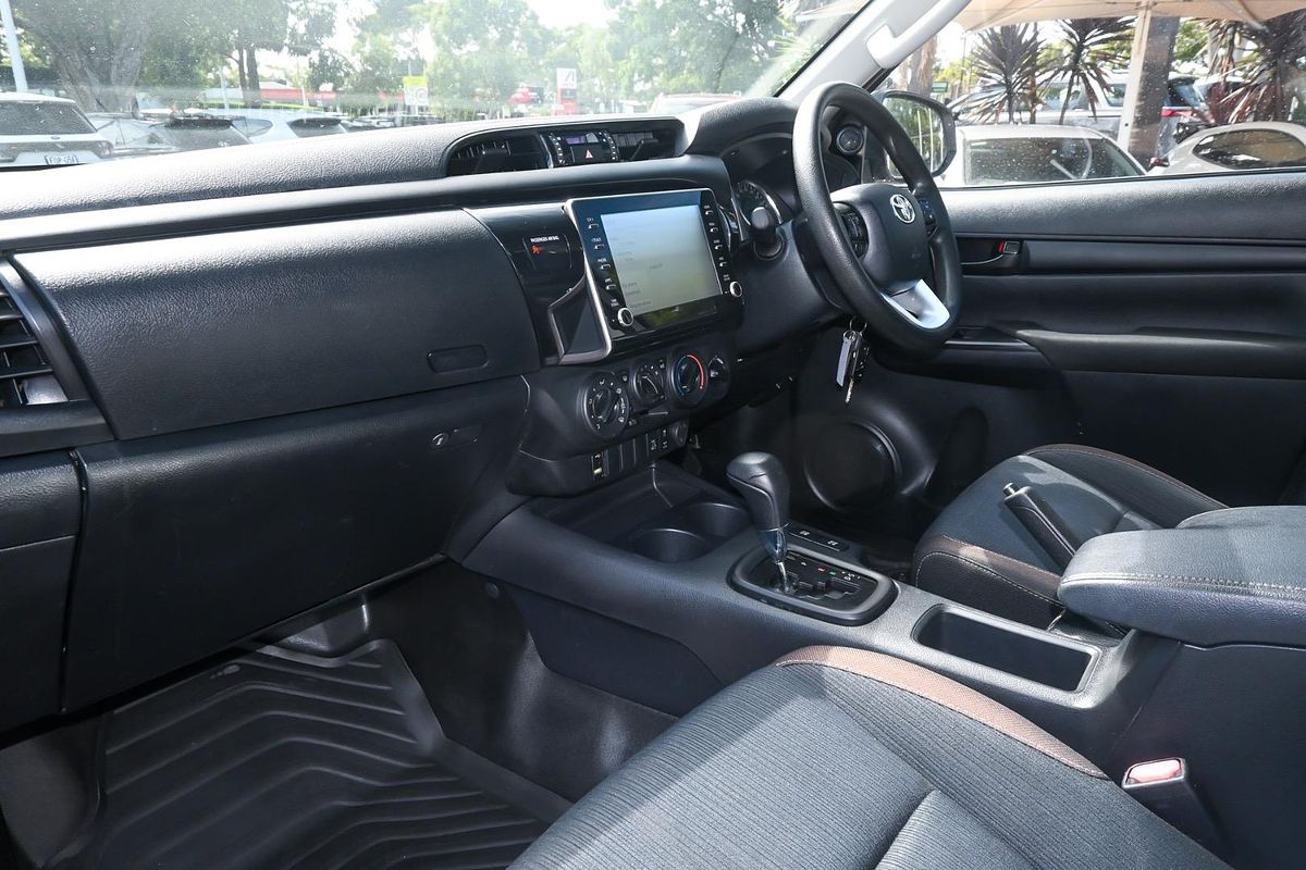 2021 Toyota Hilux SR GUN126R 4X4