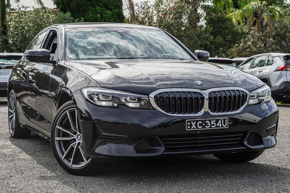 2022 BMW 3 Series 320i Luxury Line G20