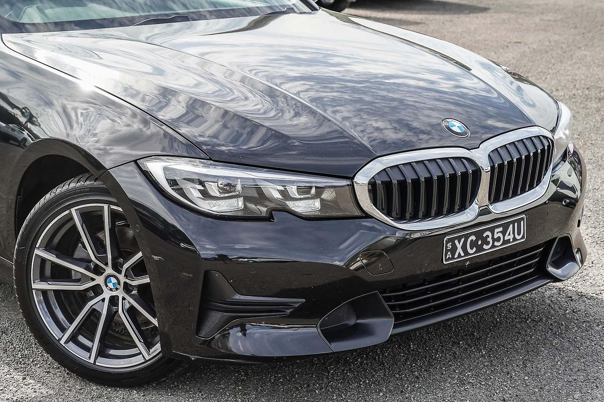 2022 BMW 3 Series 320i Luxury Line G20