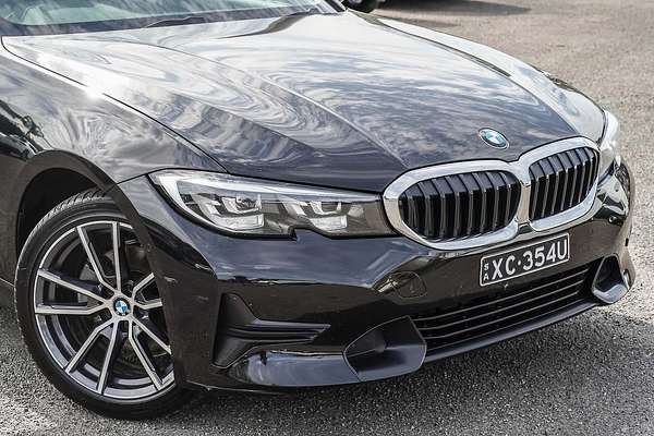 2022 BMW 3 Series 320i Luxury Line G20