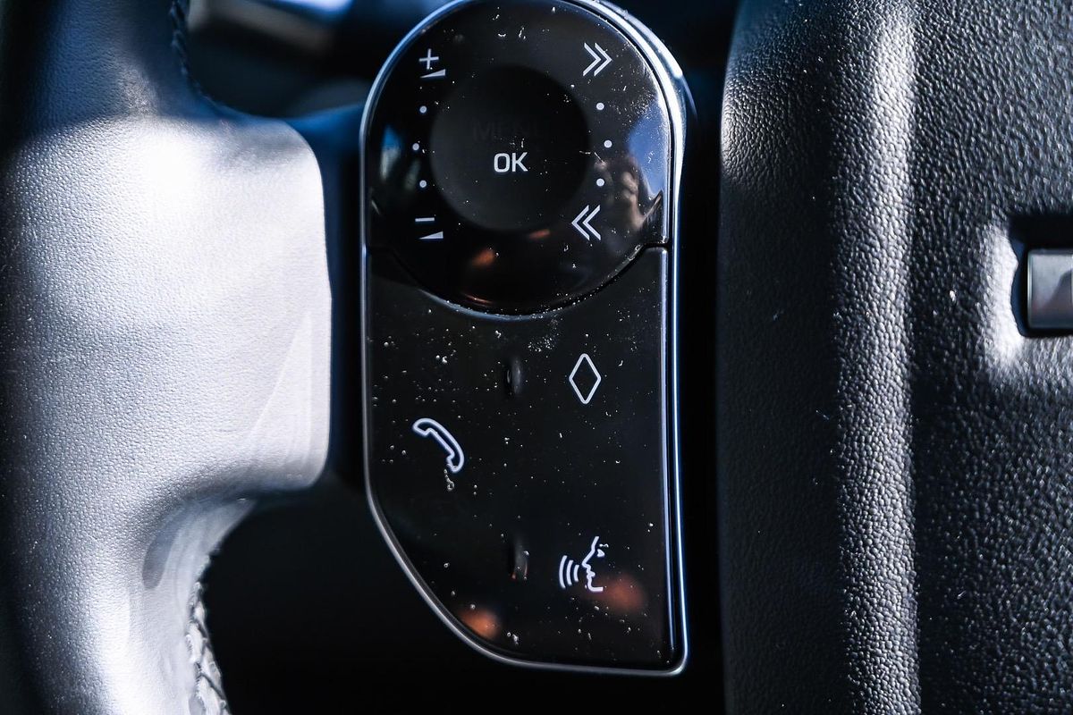 2020 Land Rover Discovery Sport P250 SE L550