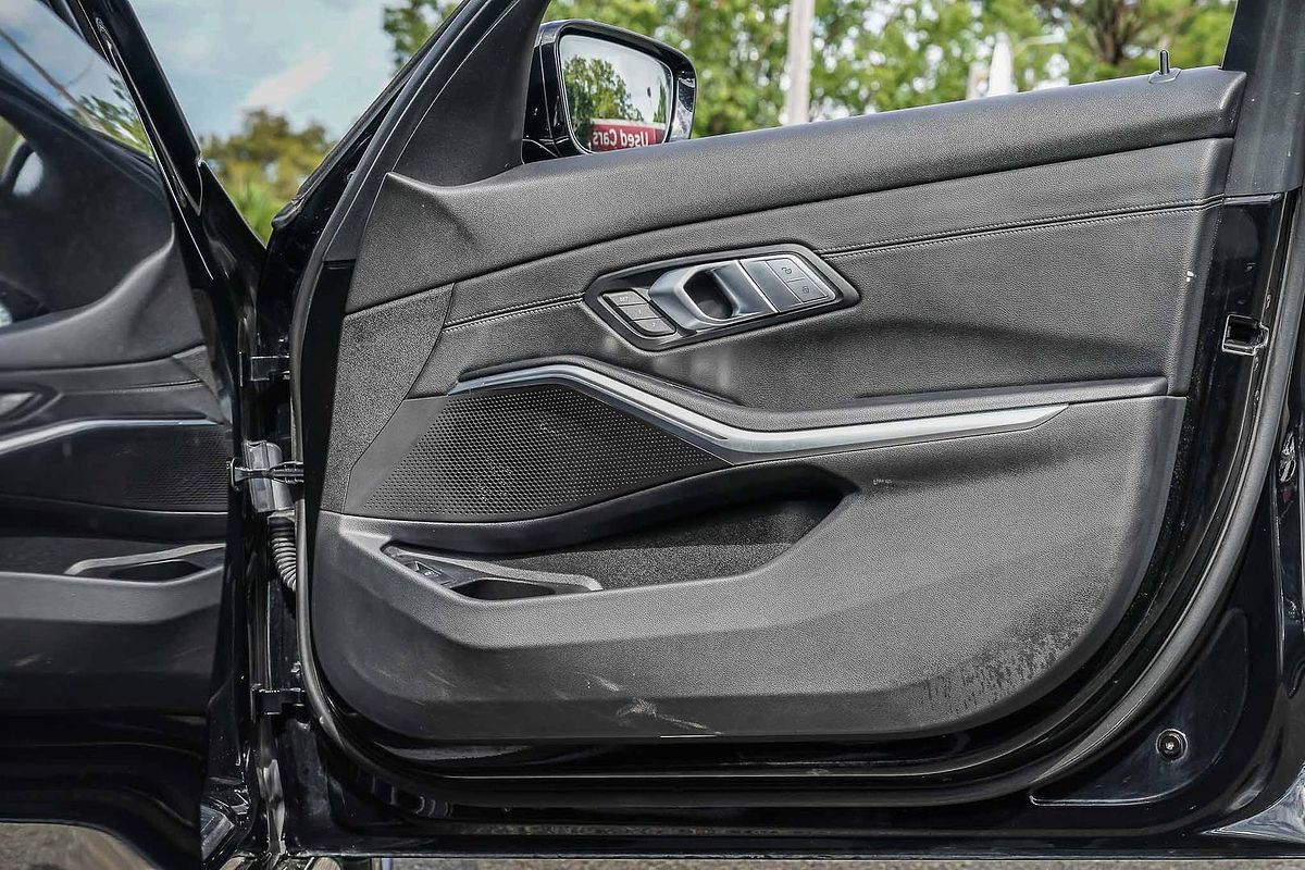 2022 BMW 3 Series 320i Luxury Line G20