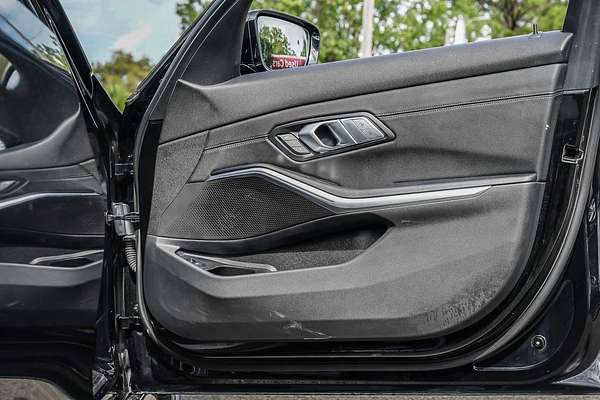 2022 BMW 3 Series 320i Luxury Line G20