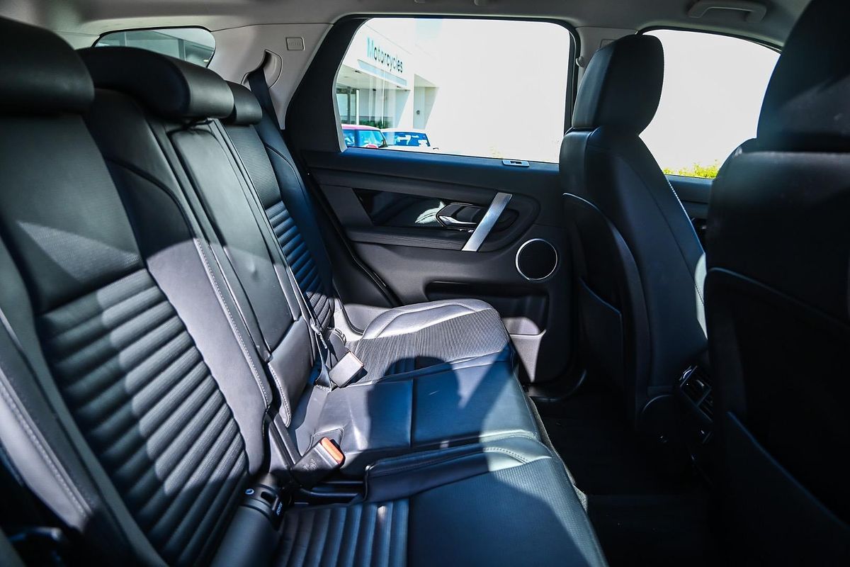 2020 Land Rover Discovery Sport P250 SE L550