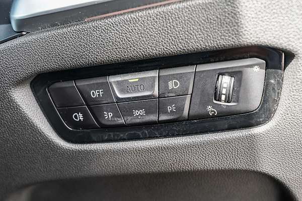 2022 BMW 3 Series 320i Luxury Line G20