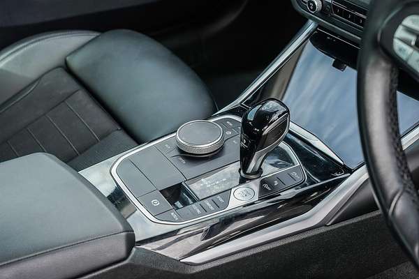 2022 BMW 3 Series 320i Luxury Line G20