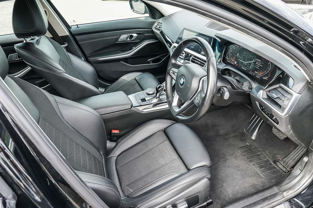 2022 BMW 3 Series 320i Luxury Line G20