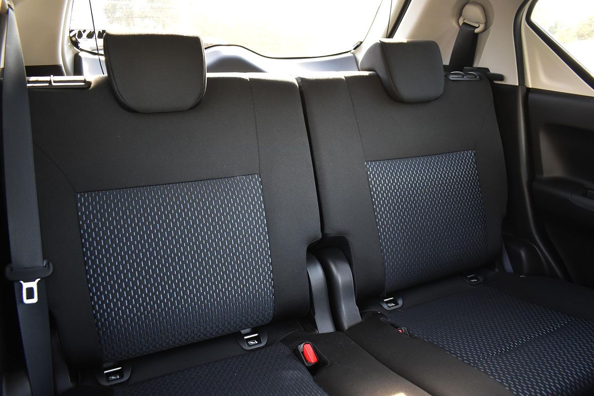 2023 Suzuki Ignis GLX MF Series II