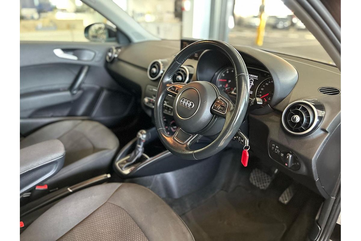 2016 Audi A1 8X