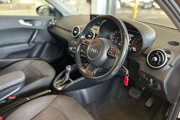 2016 Audi A1 8X