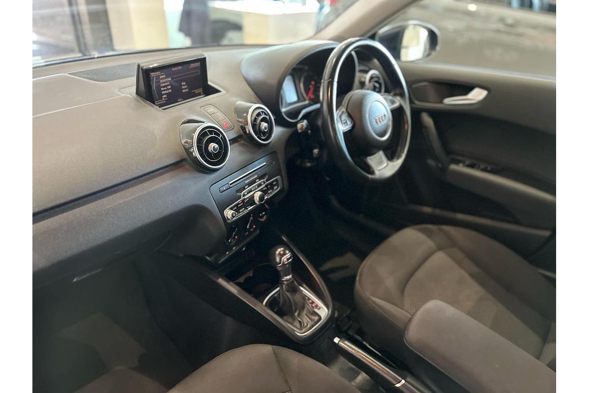 2016 Audi A1 8X