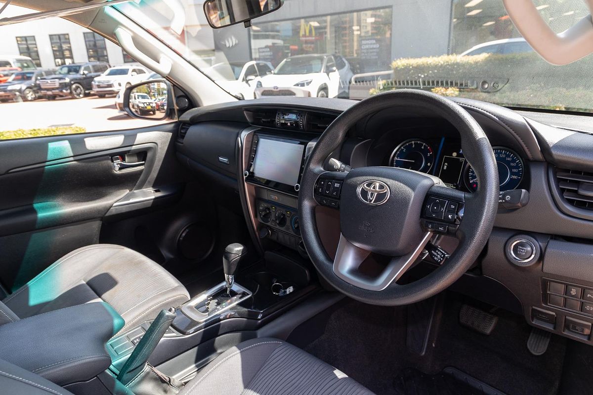 2022 Toyota Fortuner GX GUN156R