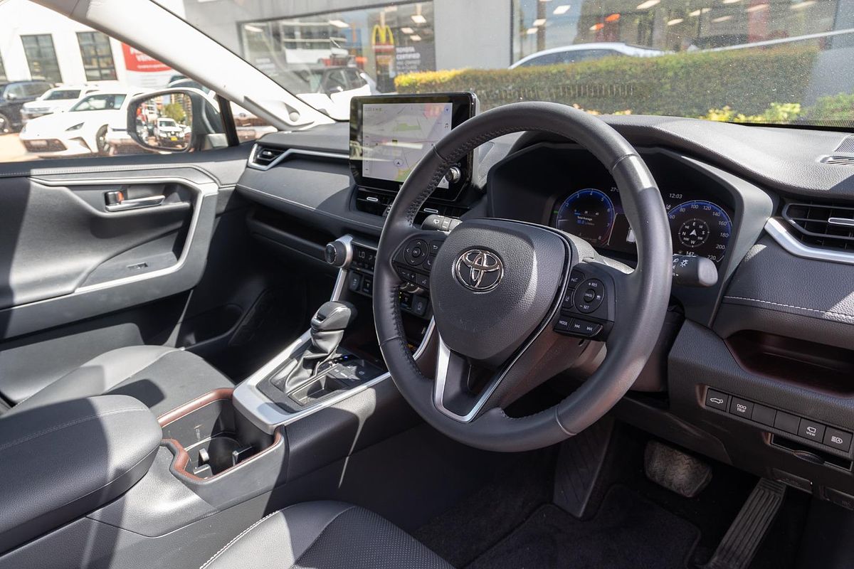 2024 Toyota RAV4 Cruiser MXAA52R
