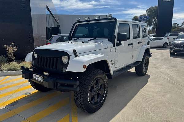 2017 Jeep Wrangler Unlimited Overland JK