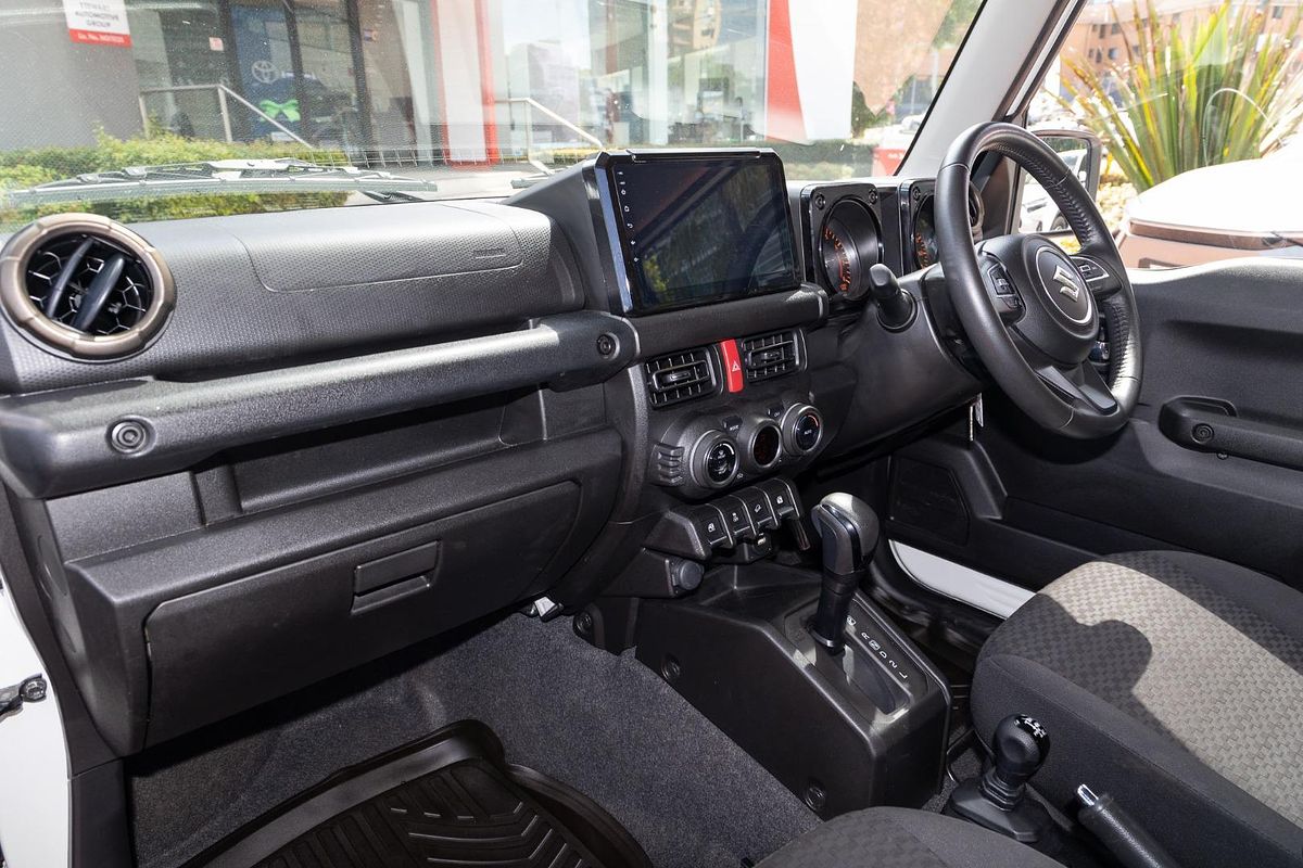 2022 Suzuki Jimny GLX GJ