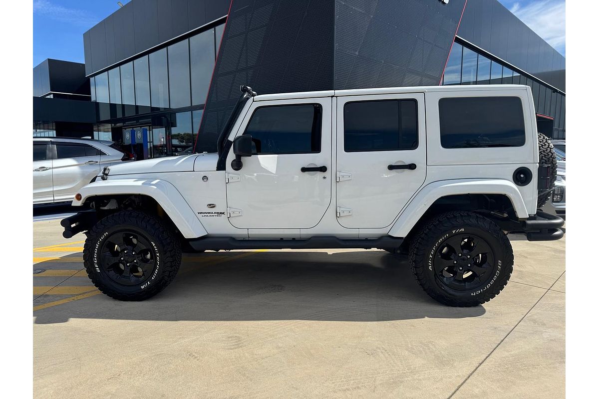2017 Jeep Wrangler Unlimited Overland JK