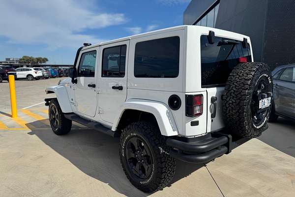 2017 Jeep Wrangler Unlimited Overland JK