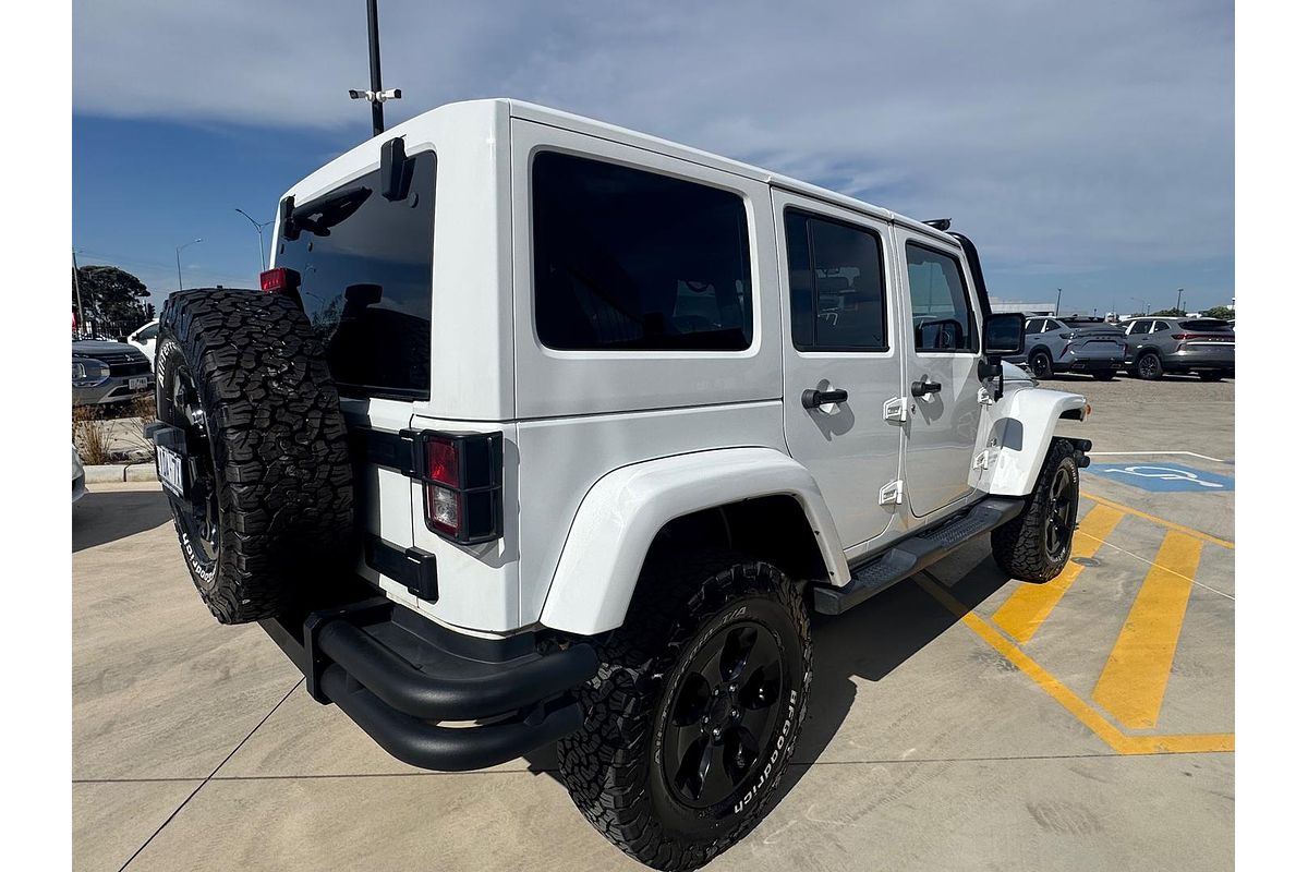 2017 Jeep Wrangler Unlimited Overland JK