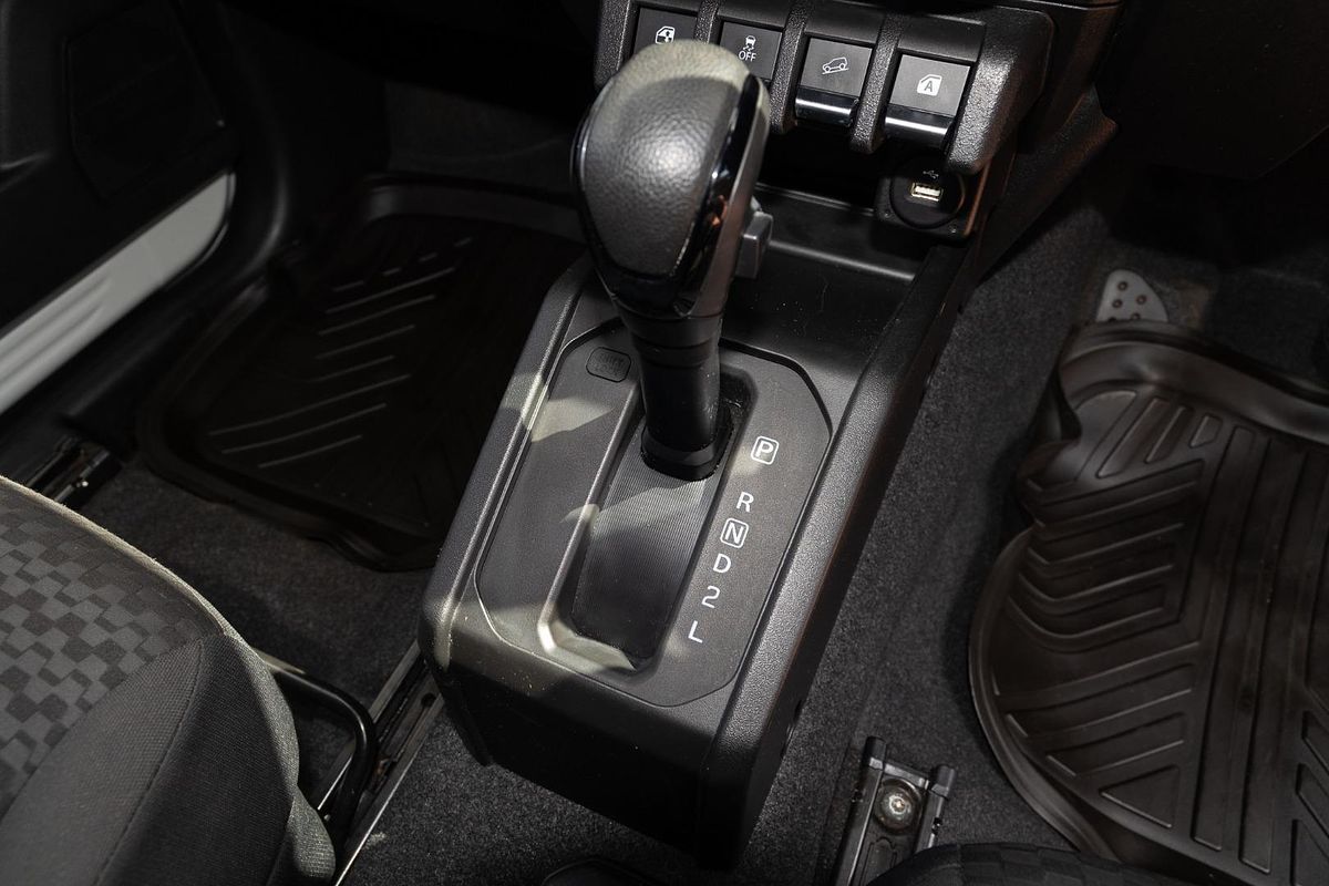 2022 Suzuki Jimny GLX GJ