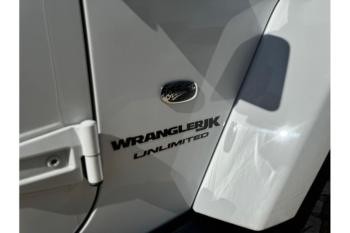 2017 Jeep Wrangler Unlimited Overland JK