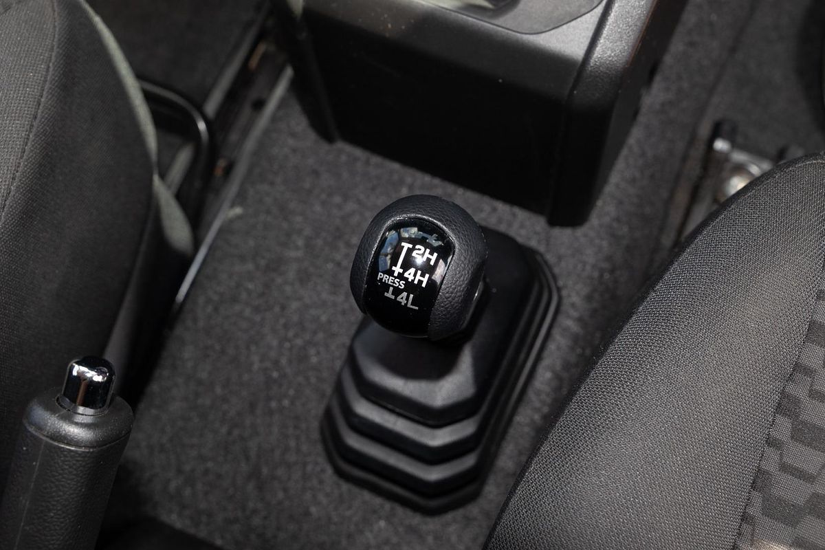 2022 Suzuki Jimny GLX GJ
