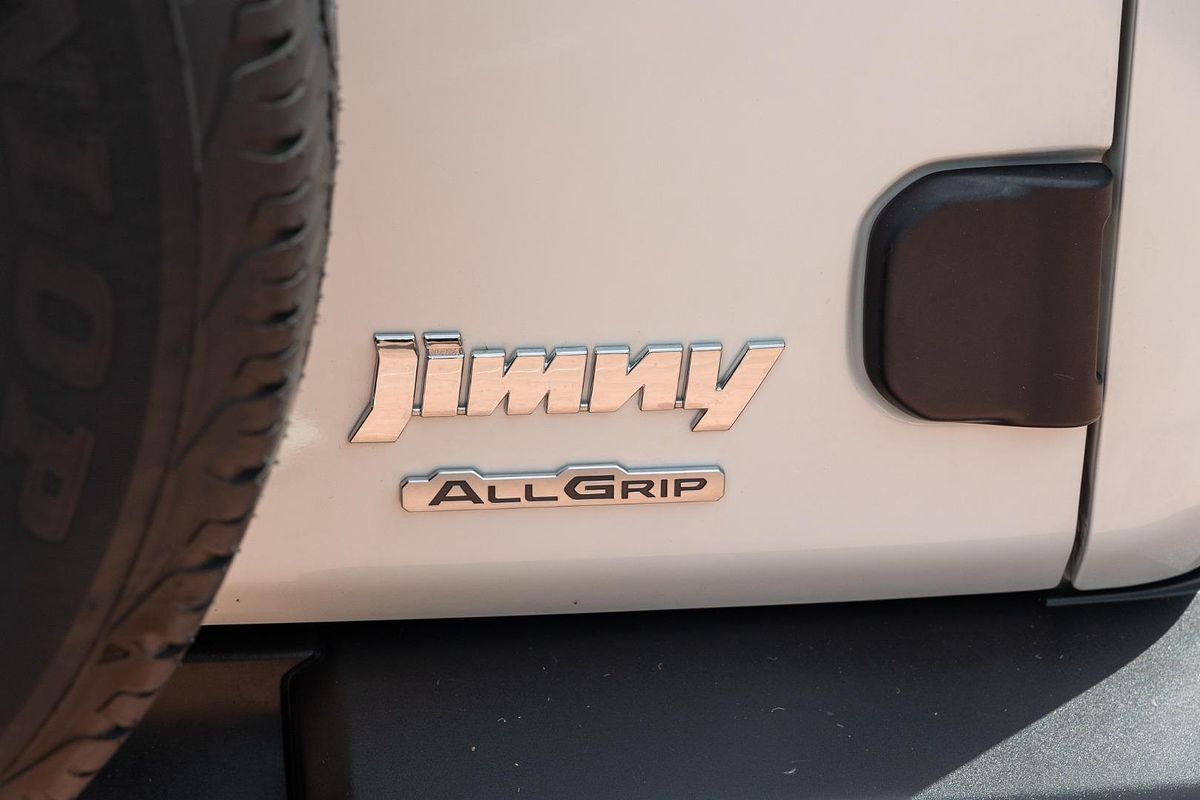 2022 Suzuki Jimny GLX GJ