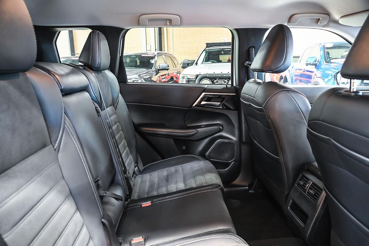 2024 Mitsubishi Outlander Aspire ZM