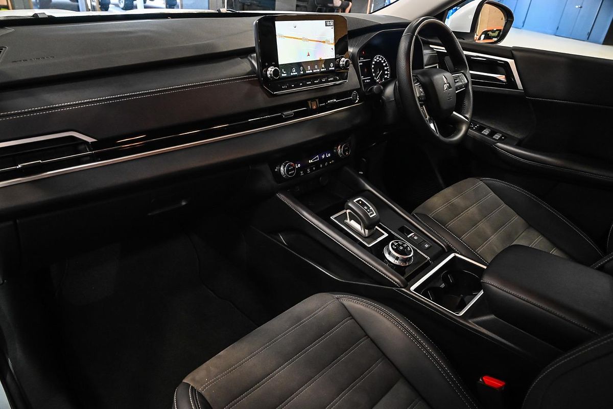 2024 Mitsubishi Outlander Aspire ZM
