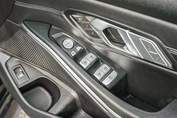 2022 BMW 3 Series 330i M Sport G20