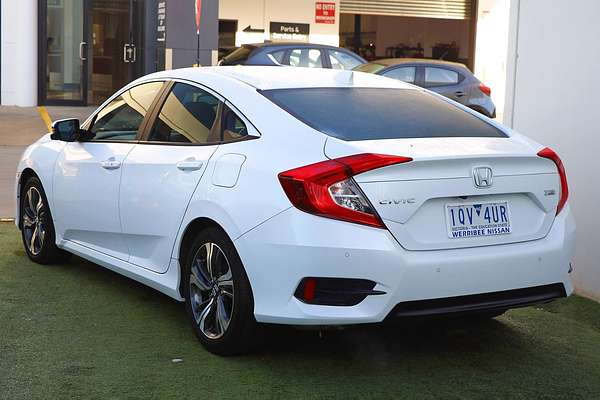 2019 Honda Civic VTi-LX 10th Gen