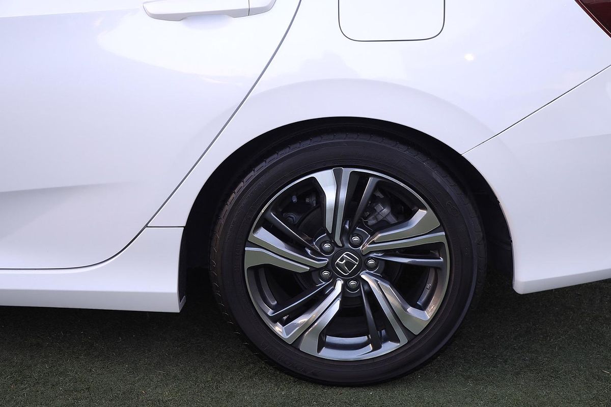 2019 Honda Civic VTi-LX 10th Gen